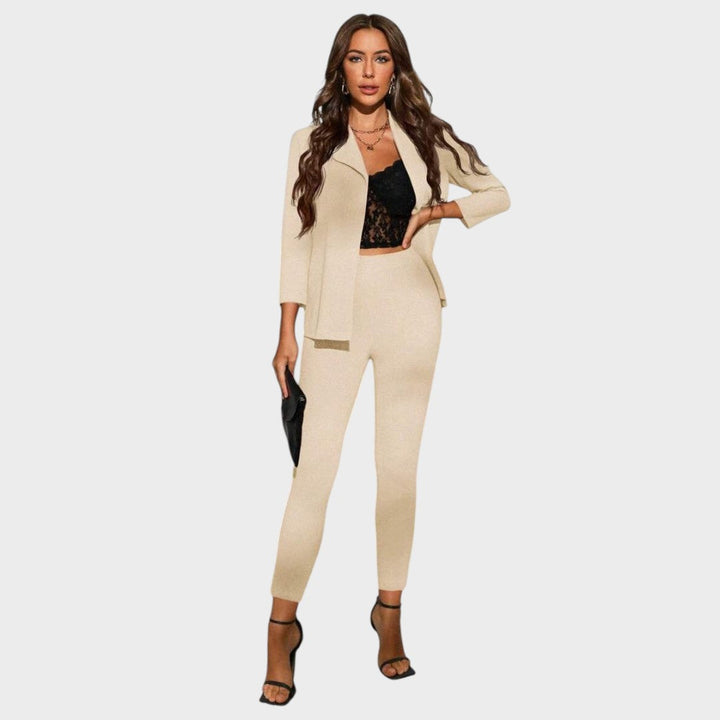 Sonja - Elegantno odijelo