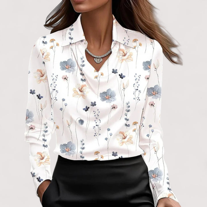 Charlotte – Elegantna Satenska Bluza s V-Izrezom