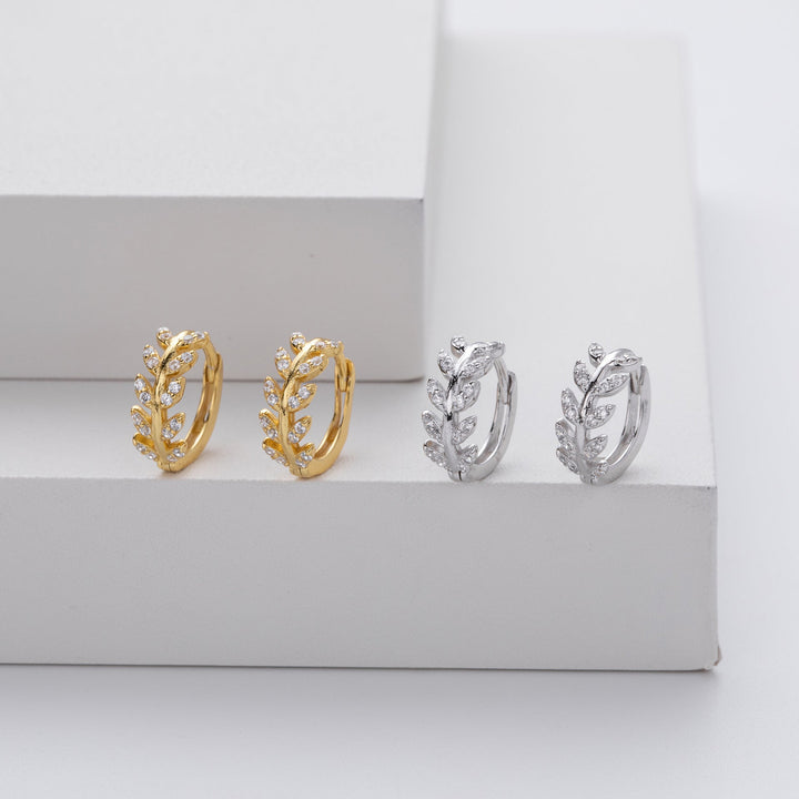 Listasti srebrni obručasti minđuše