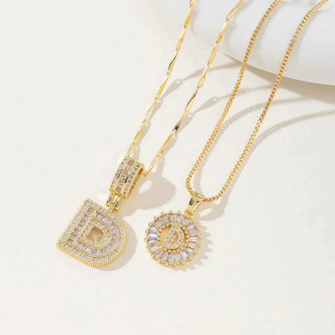 Ogrlica sa slovom Moisanit | Zlato