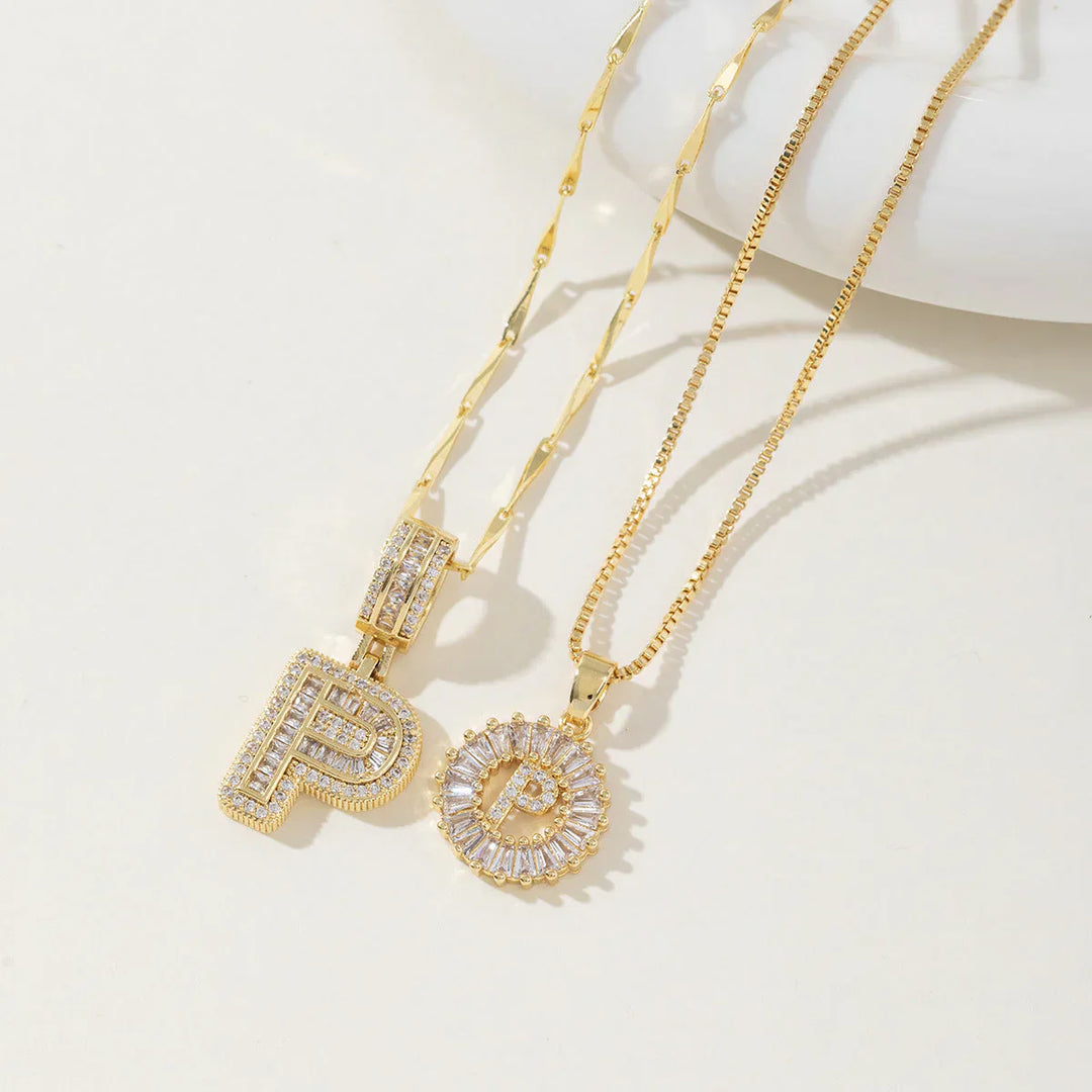 Ogrlica sa slovom Moisanit | Zlato