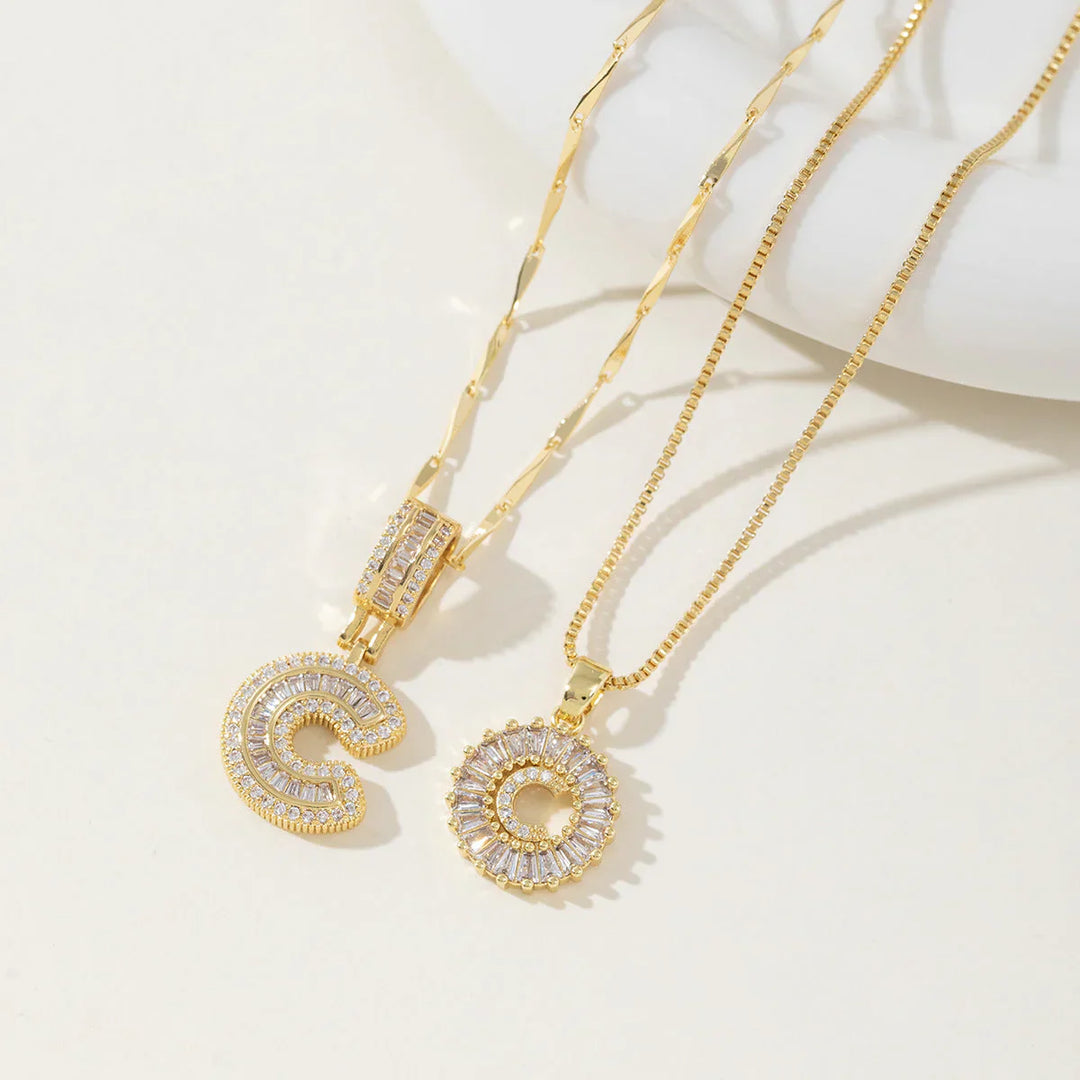 Ogrlica sa slovom Moisanit | Zlato