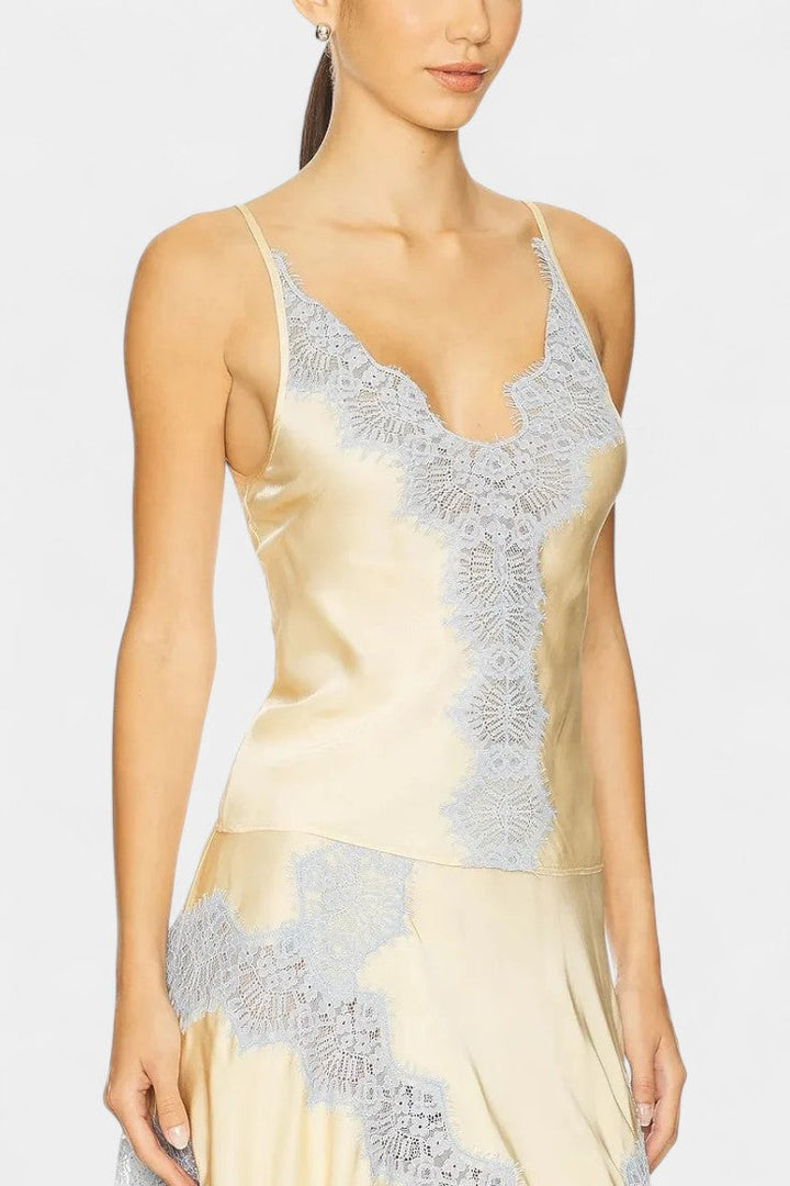 Danica Satenski Set s Majicom i Midi Suknjom