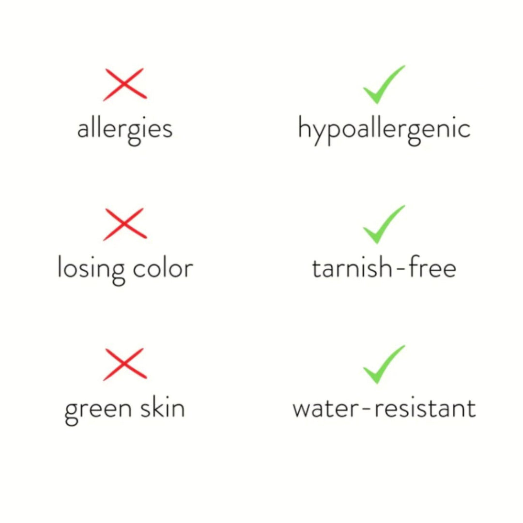 Srebrna Ogrlica sa Slovima u Obliku Srca